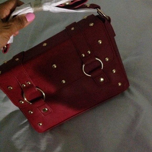 Vintage inspired crossbody shoulder studded bag - Picture 5 of 7